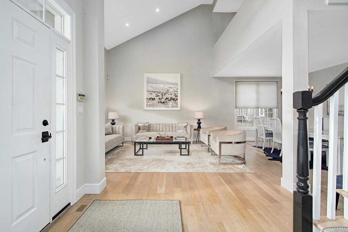 40 Weavers Hill, Mount Kisco, New York image 2