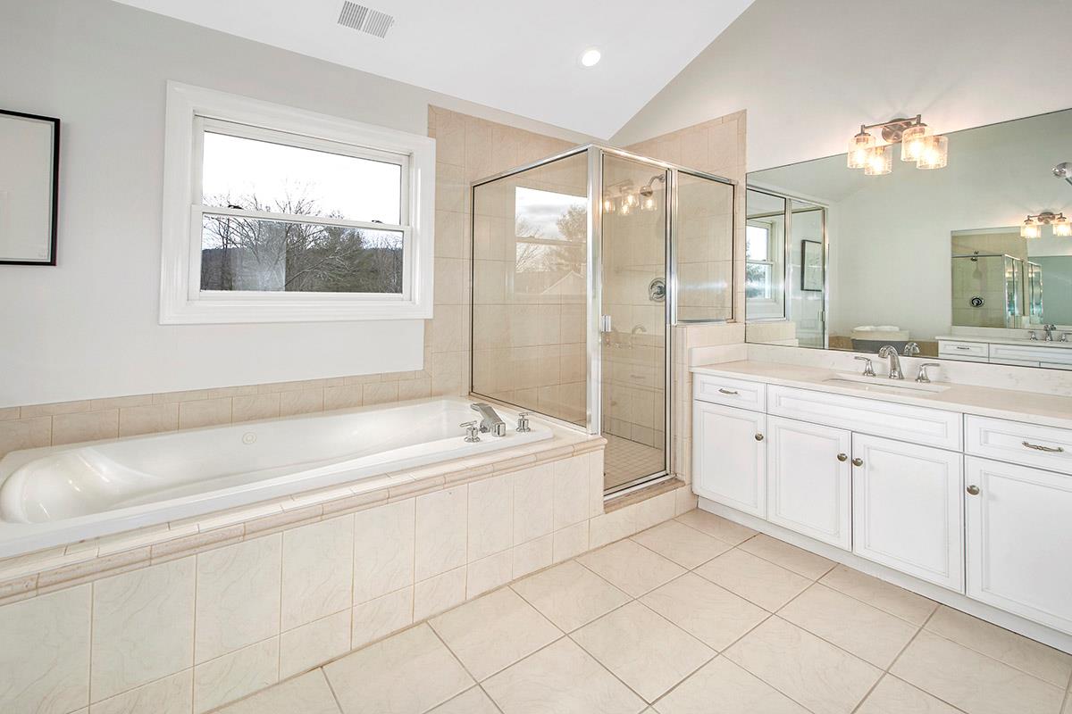 40 Weavers Hill, Mount Kisco, New York image 19