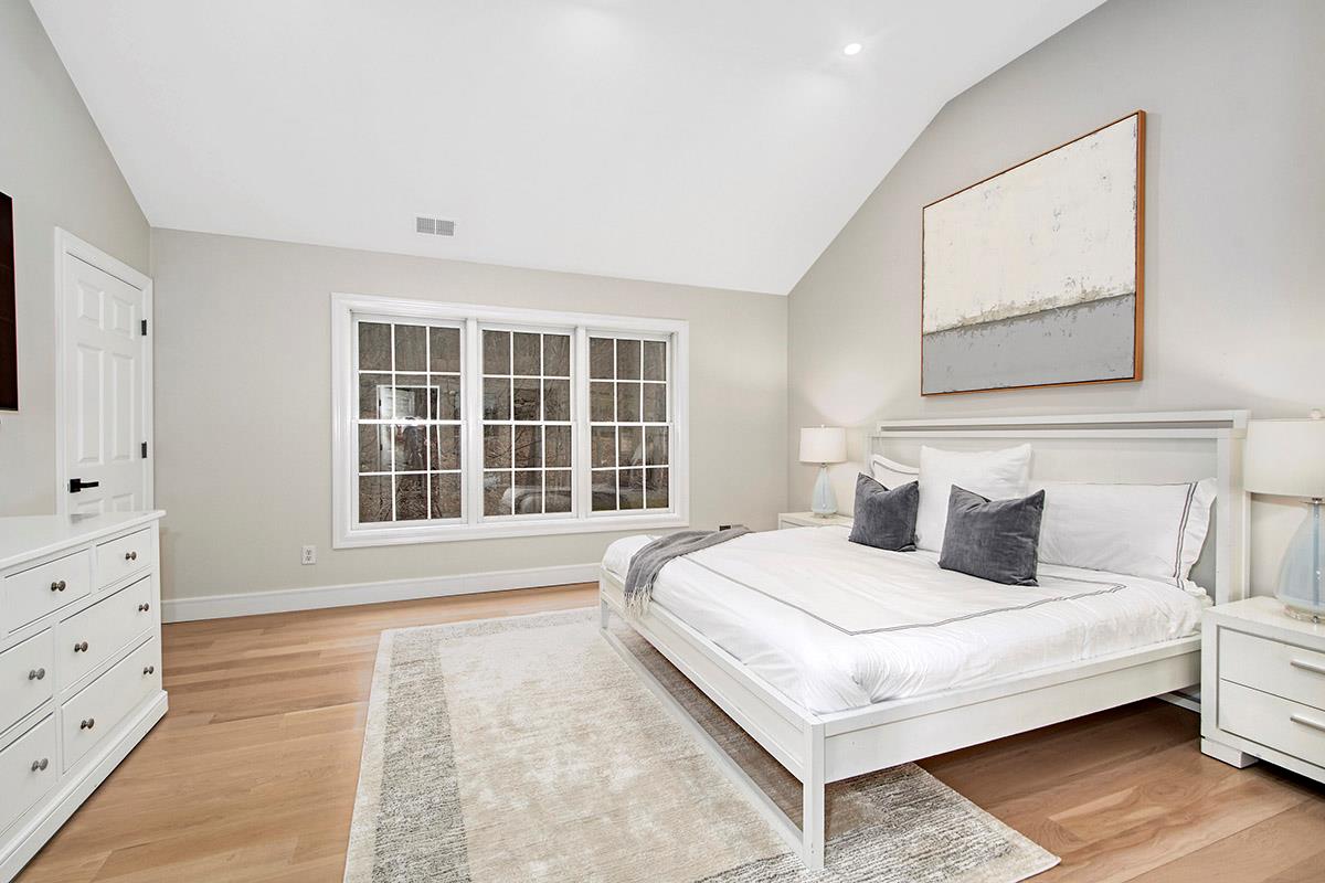 40 Weavers Hill, Mount Kisco, New York image 16