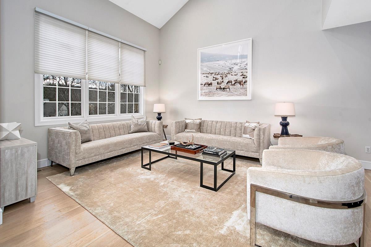 40 Weavers Hill, Mount Kisco, New York image 5