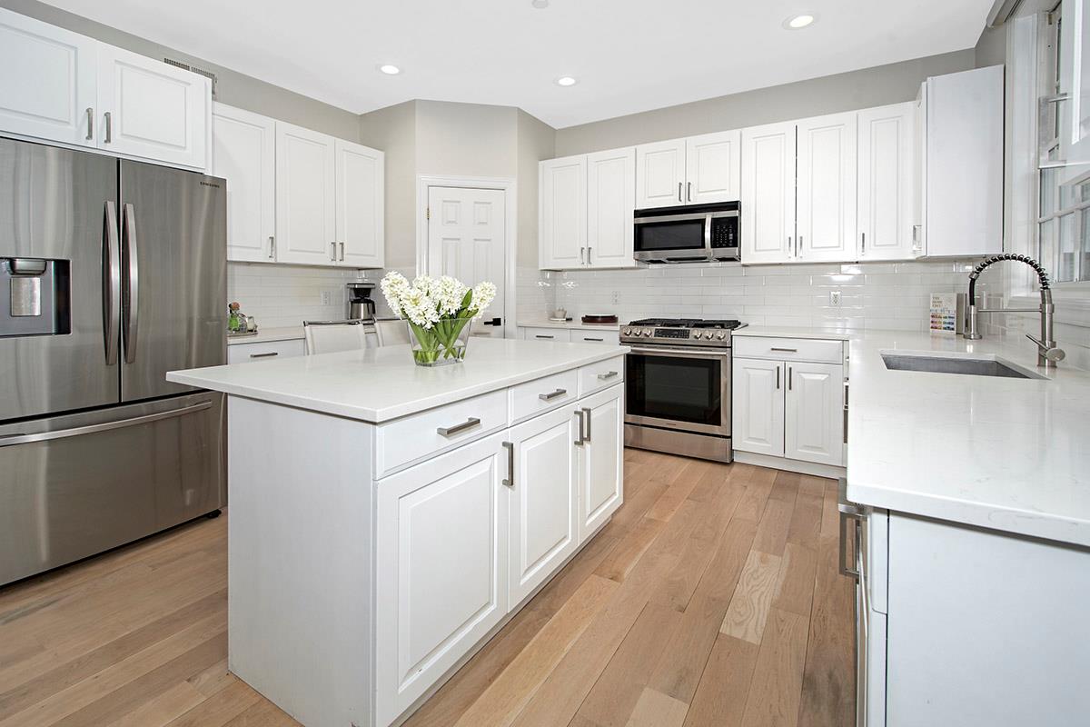40 Weavers Hill, Mount Kisco, New York image 9