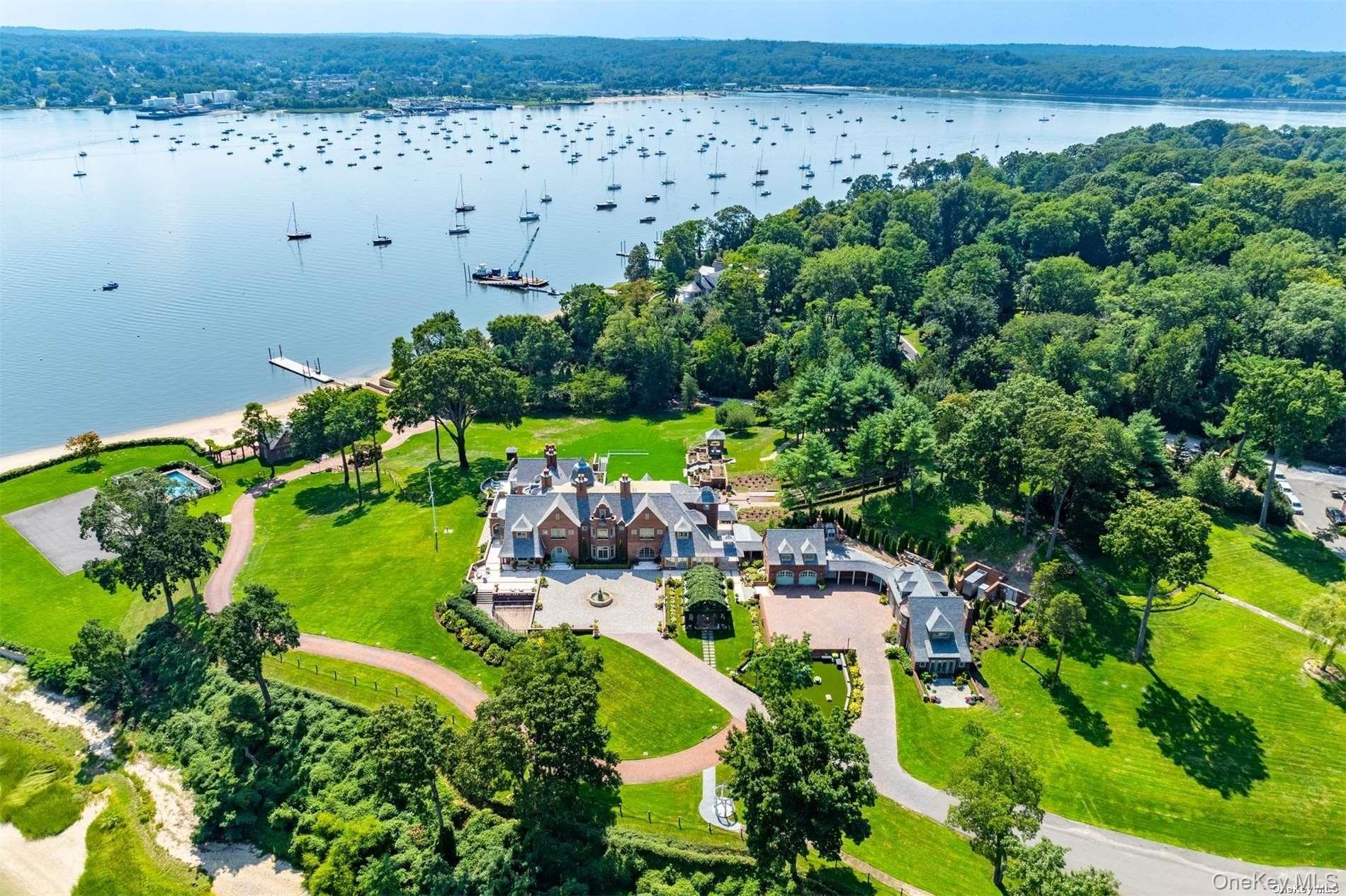 502 Centre Island Road