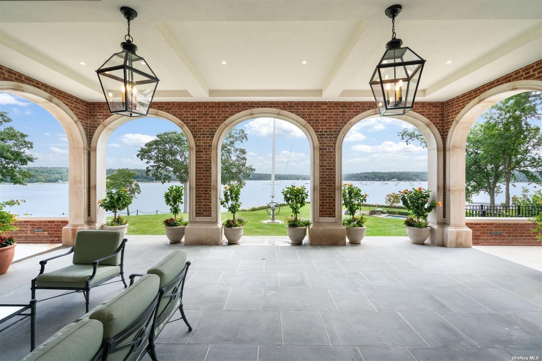 Centre Island, New York 11771, United States, 11 Bedrooms Bedrooms, ,18 BathroomsBathrooms,Residential,Active,125910