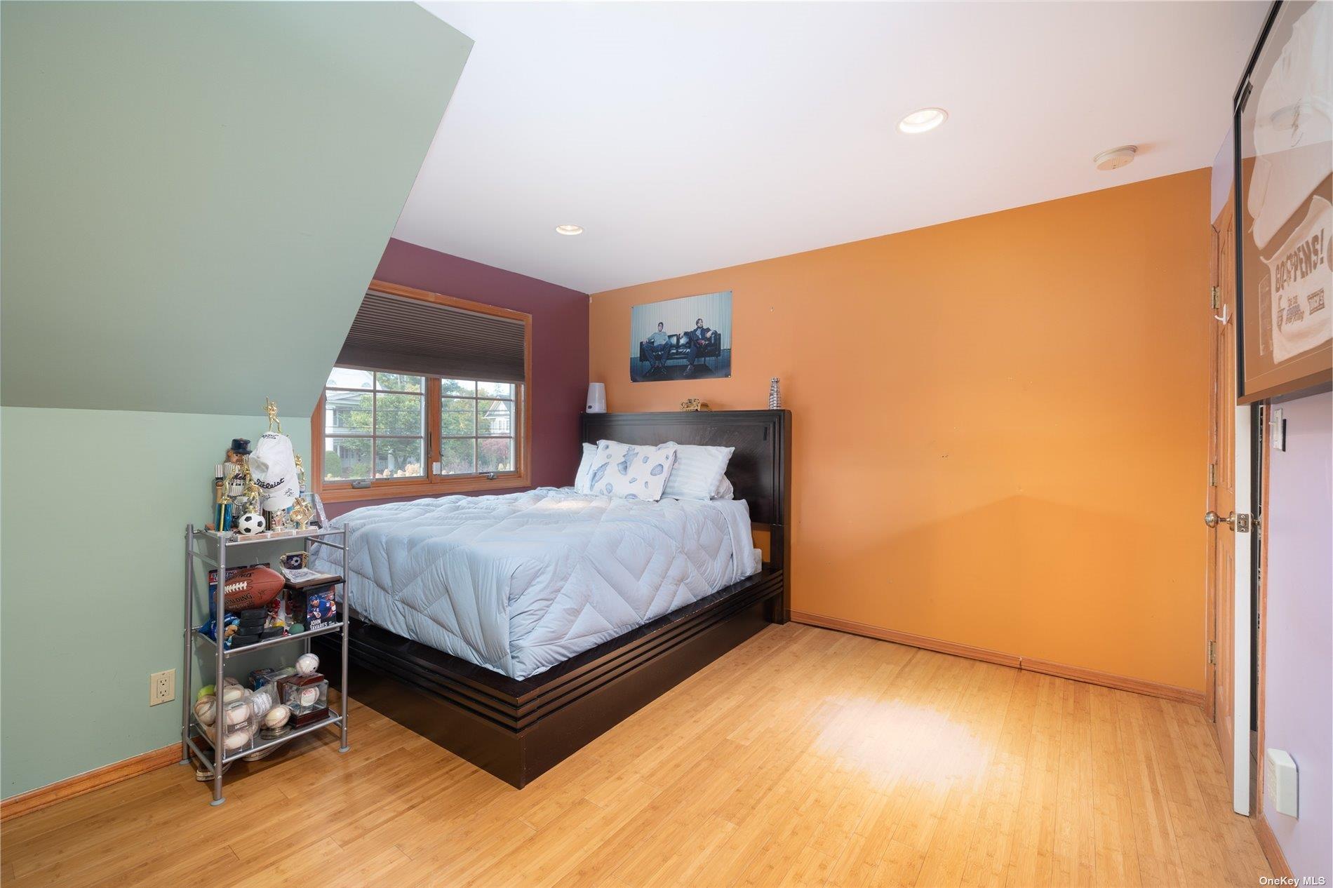 333 N Village Avenue, Rockville Centre, New York image 25