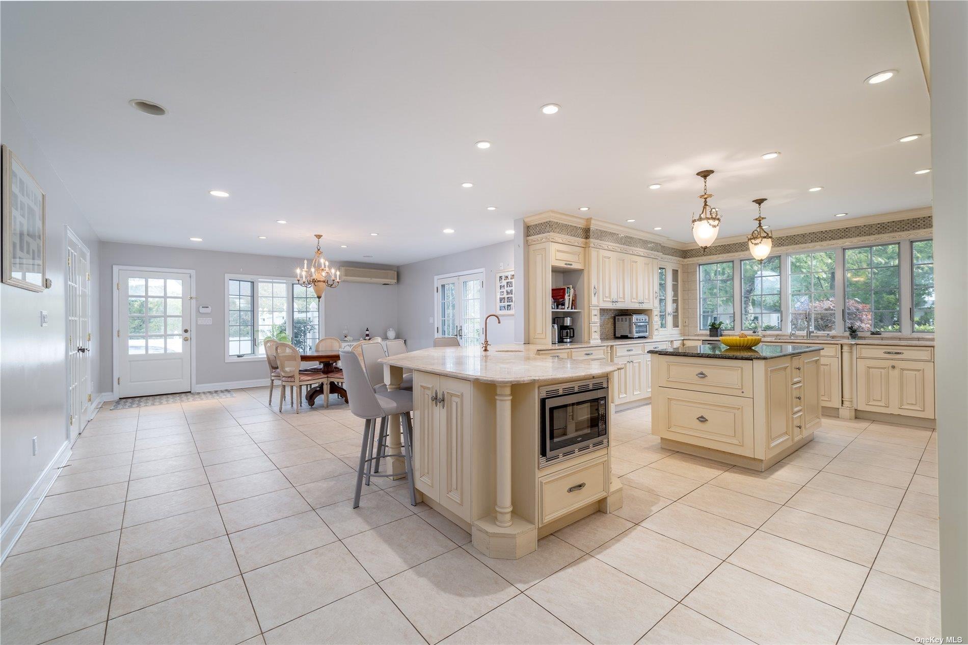 333 N Village Avenue, Rockville Centre, New York image 7