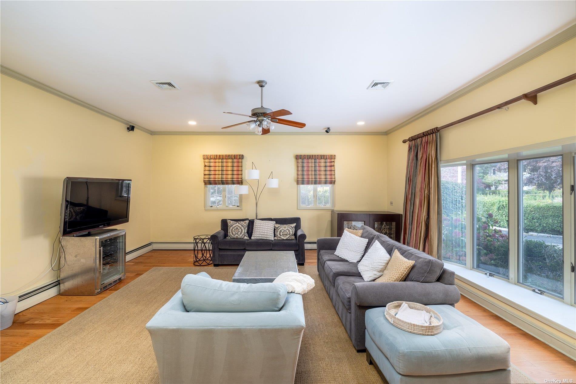 333 N Village Avenue, Rockville Centre, New York image 12