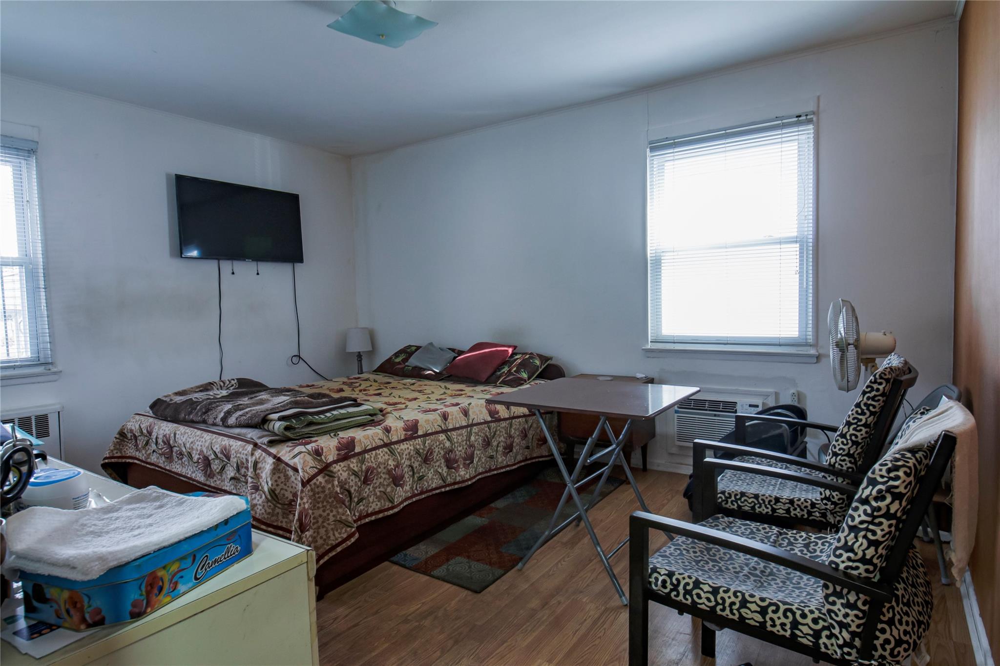81-31 S 259th Street, Glen Oaks, New York image 5