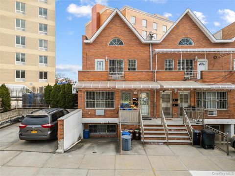 183-26 Booth Memorial Avenue Fresh Meadows NY 11365