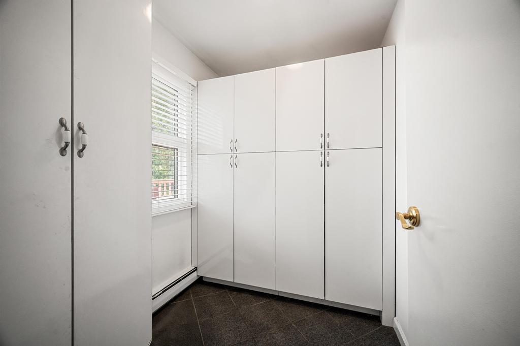27 Cleveland Street, Nesconset, New York image 20