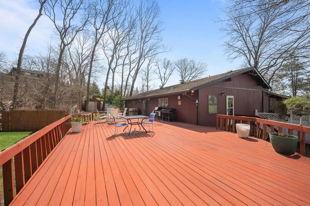 27 Cleveland Street, Nesconset, New York image 8