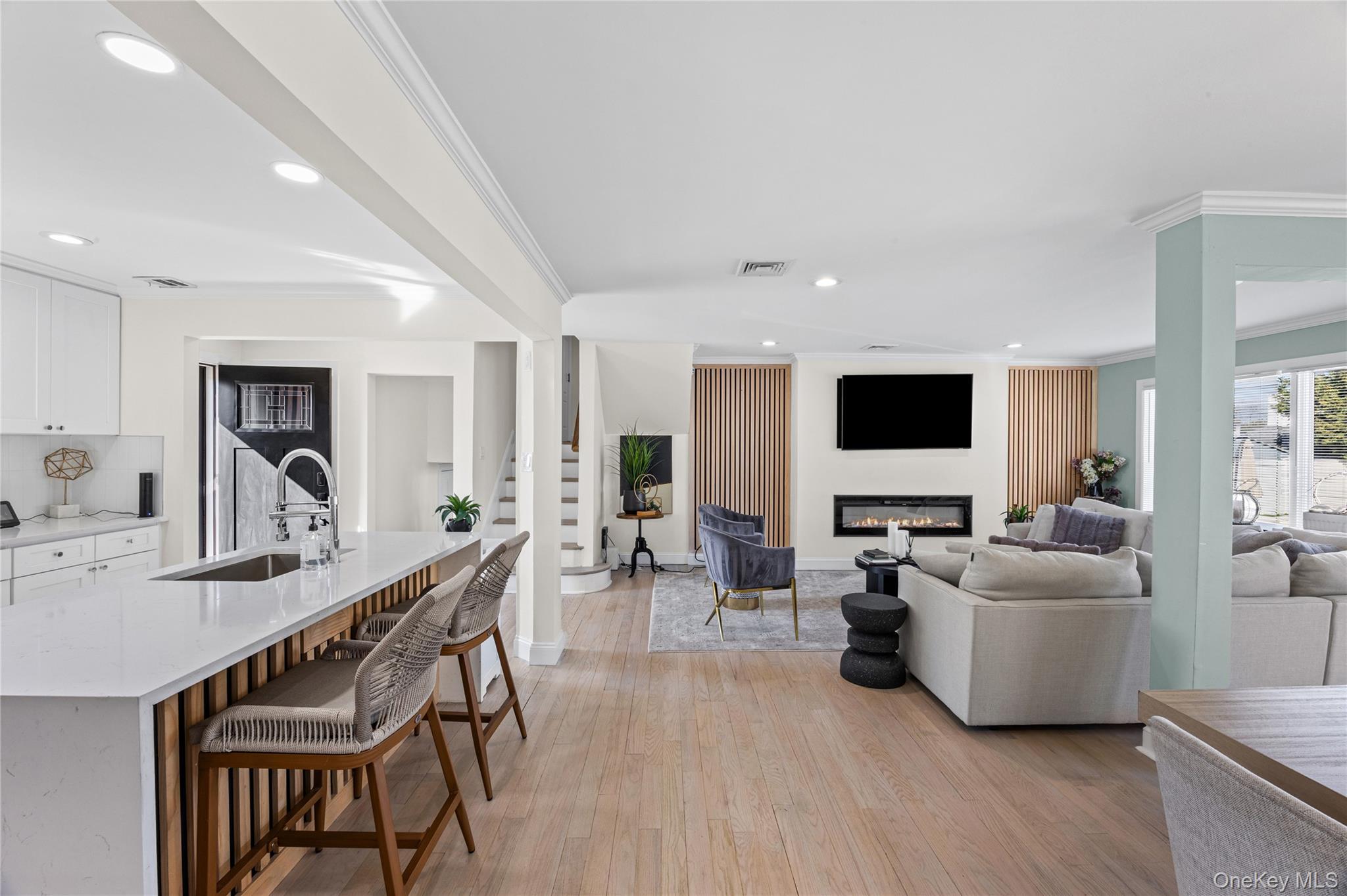 85 Massapequa Avenue