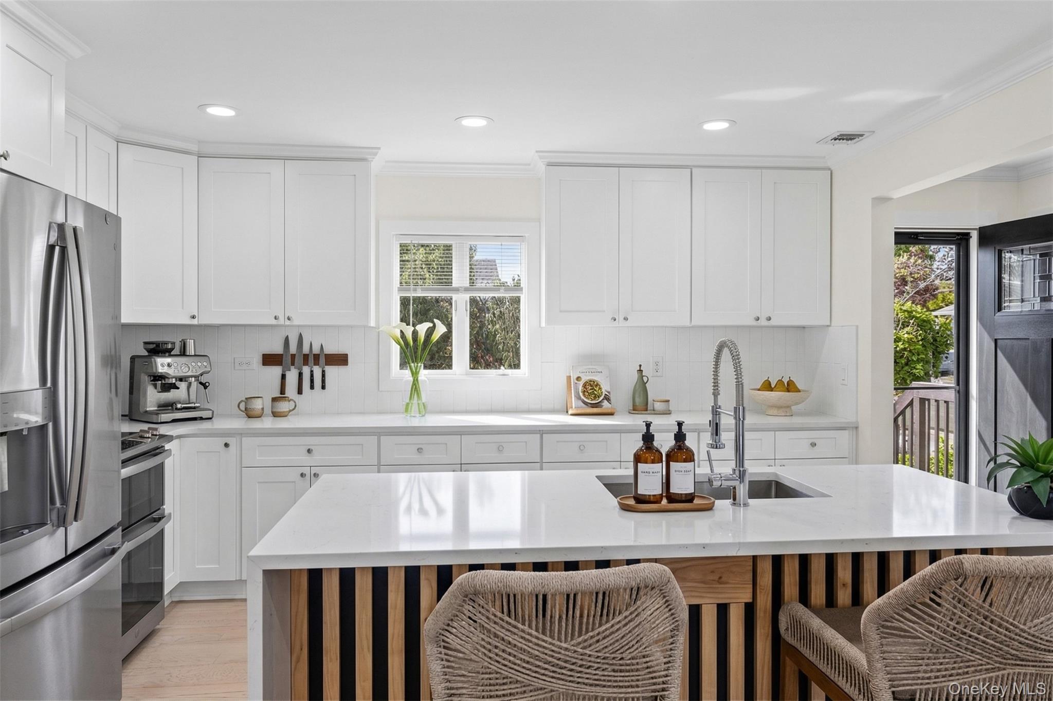 85 Massapequa Avenue