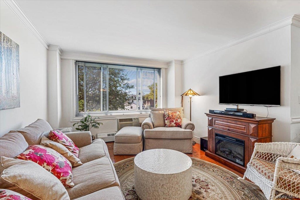 Photo of 220-55 46th Avenue #5A, Bayside, NY 11361 (MLS # 1052542)