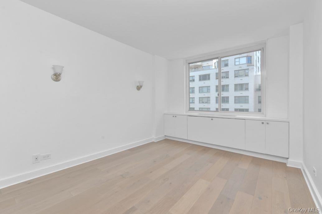 220 E 65th Street 11C