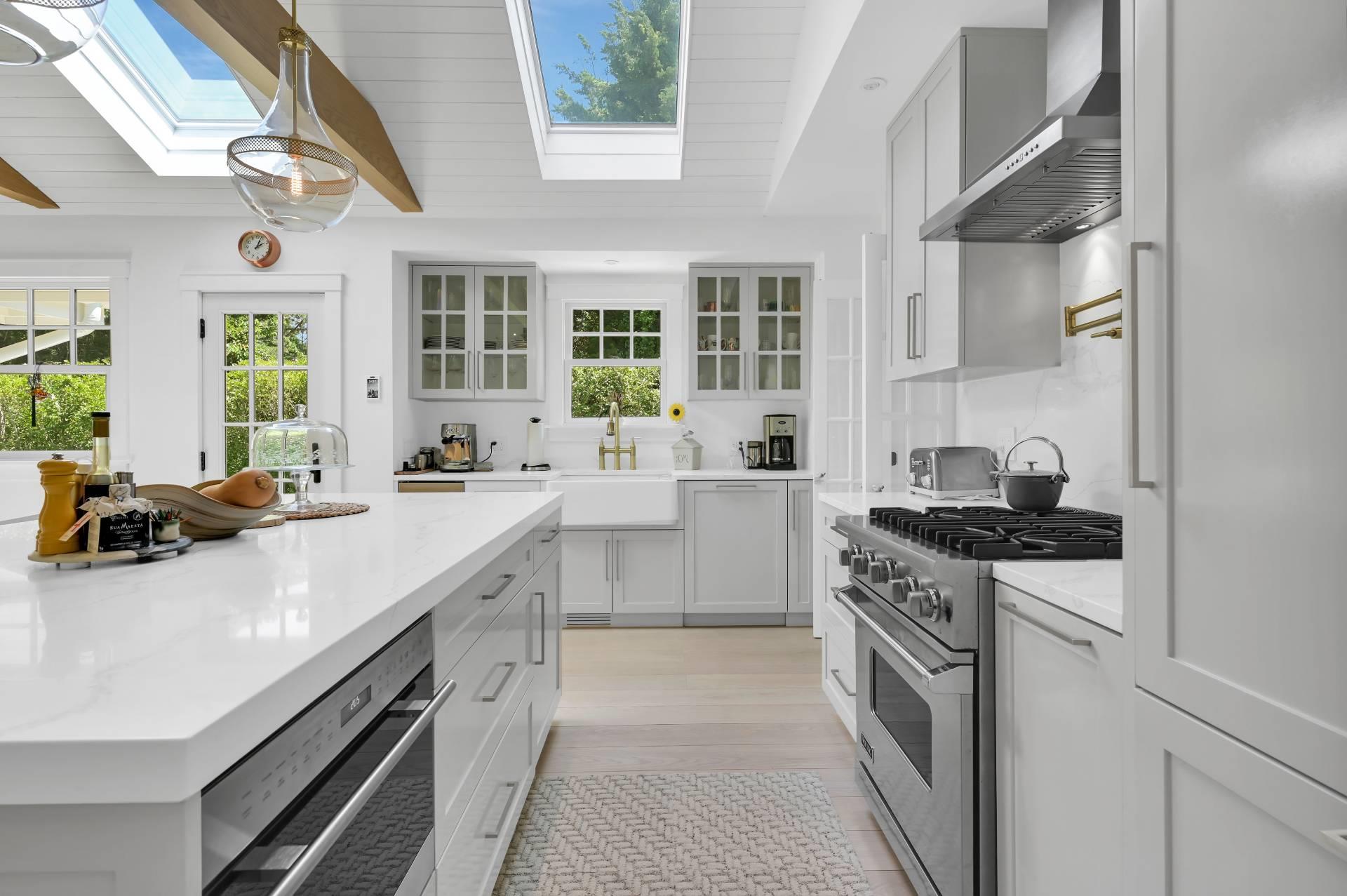 2 Longview Road, Southampton, New York image 20