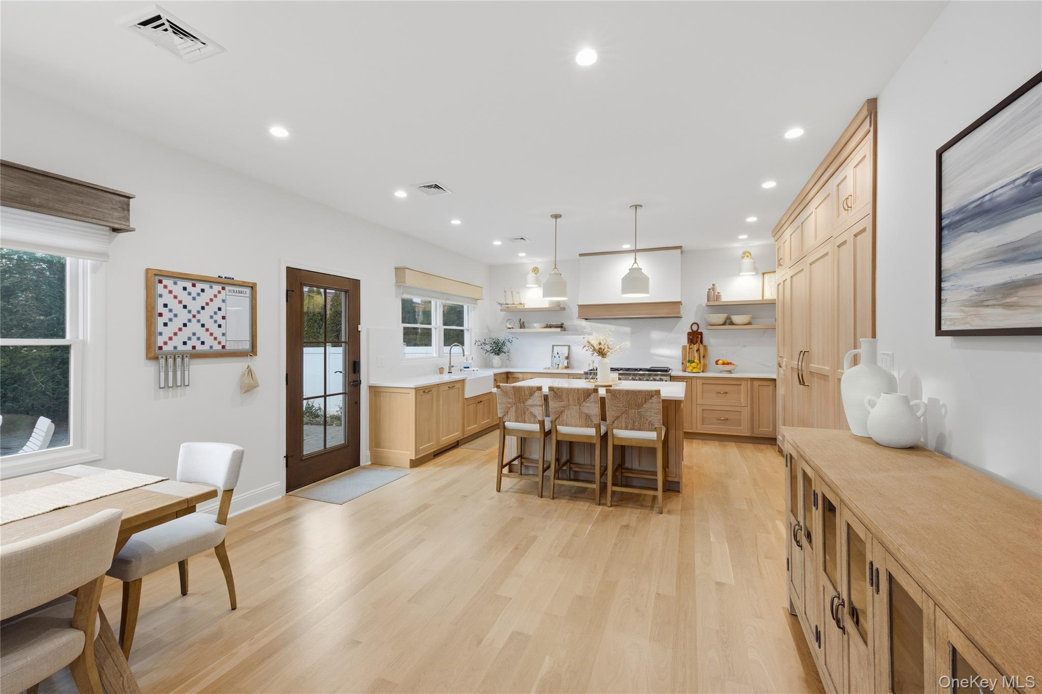 1732 Princeton Drive W