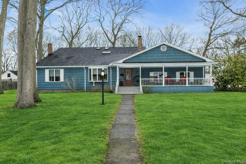 Homes For Sale - 558 Gillette Avenue<br/> Bayport, NY 11705