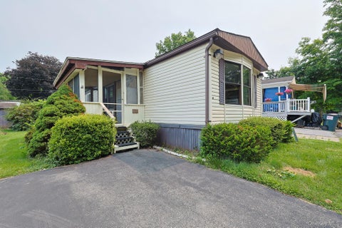 Mobile Home For Sale - 63 Tanglewood Road<br/> Hopewell Junction, NY 12533
