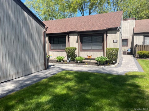Condo For Sale - 28 Strathmore Gate Drive<br/> Stony Brook, NY 11790