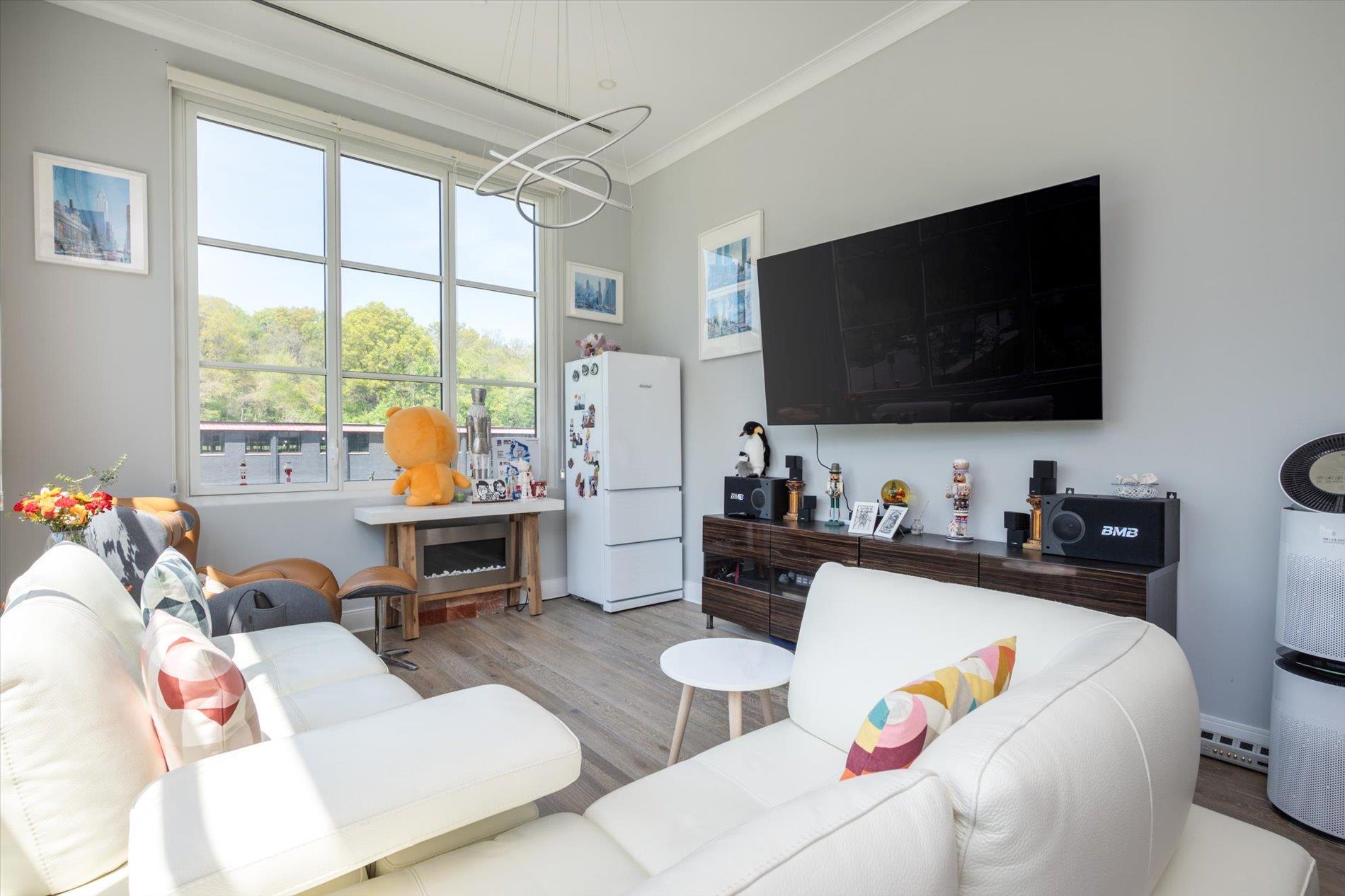 100 Garvies Point Road #1042, Glen Cove, New York image 6