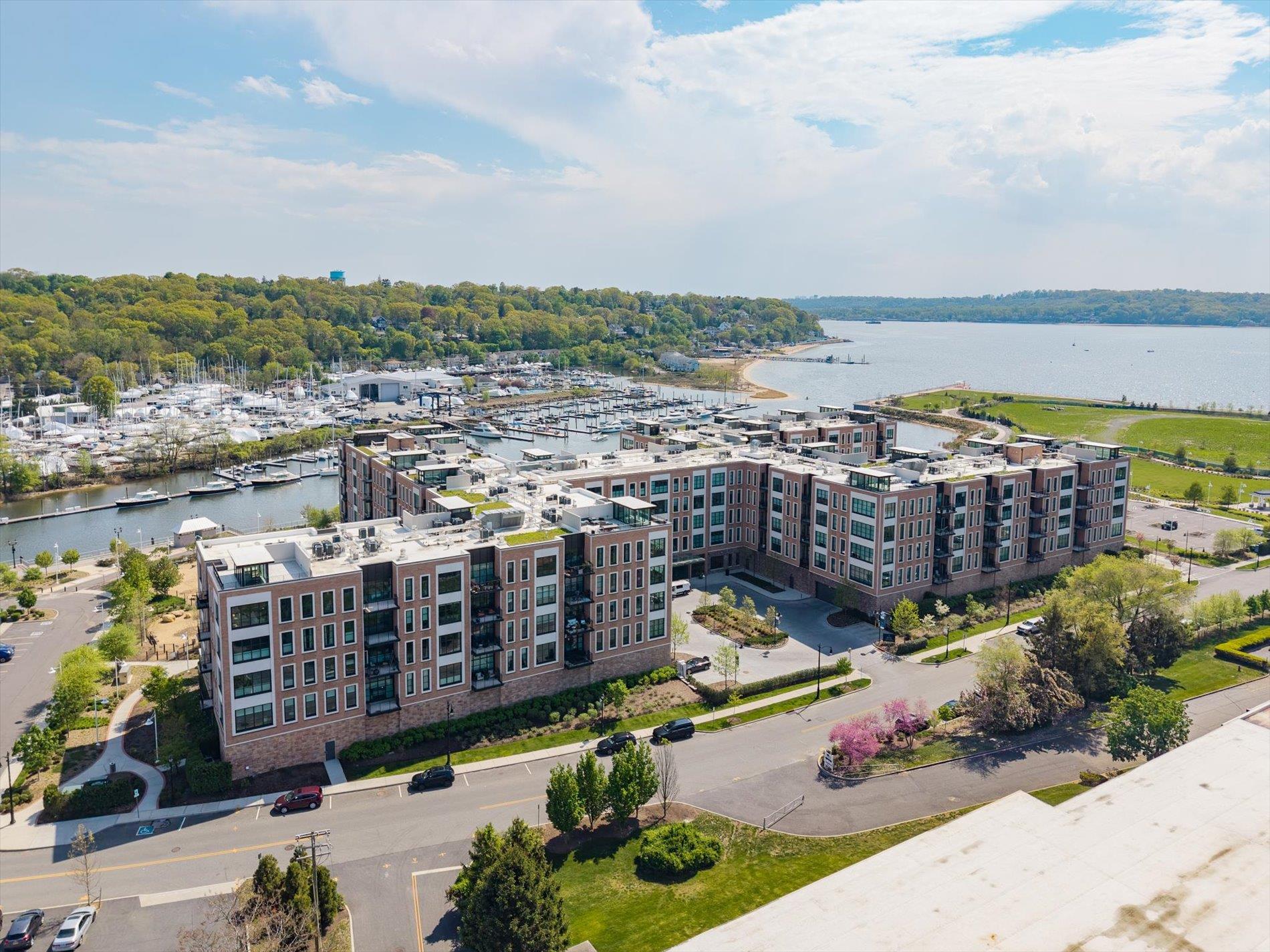 100 Garvies Point Road #1042, Glen Cove, New York image 3