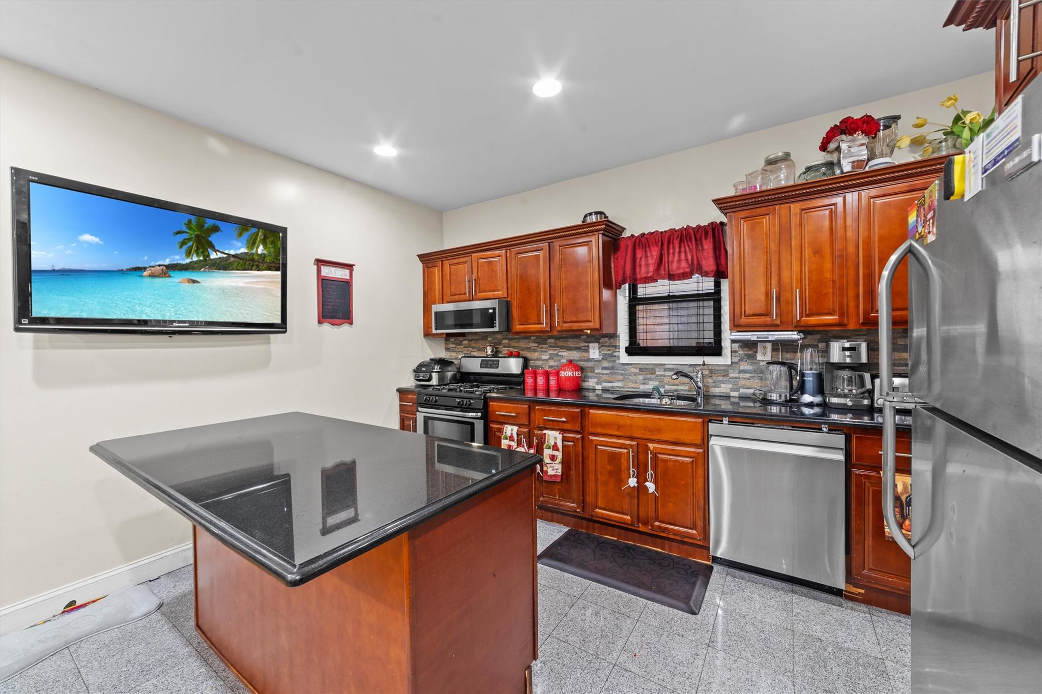3632 Willett Avenue, Bronx, New York image 12