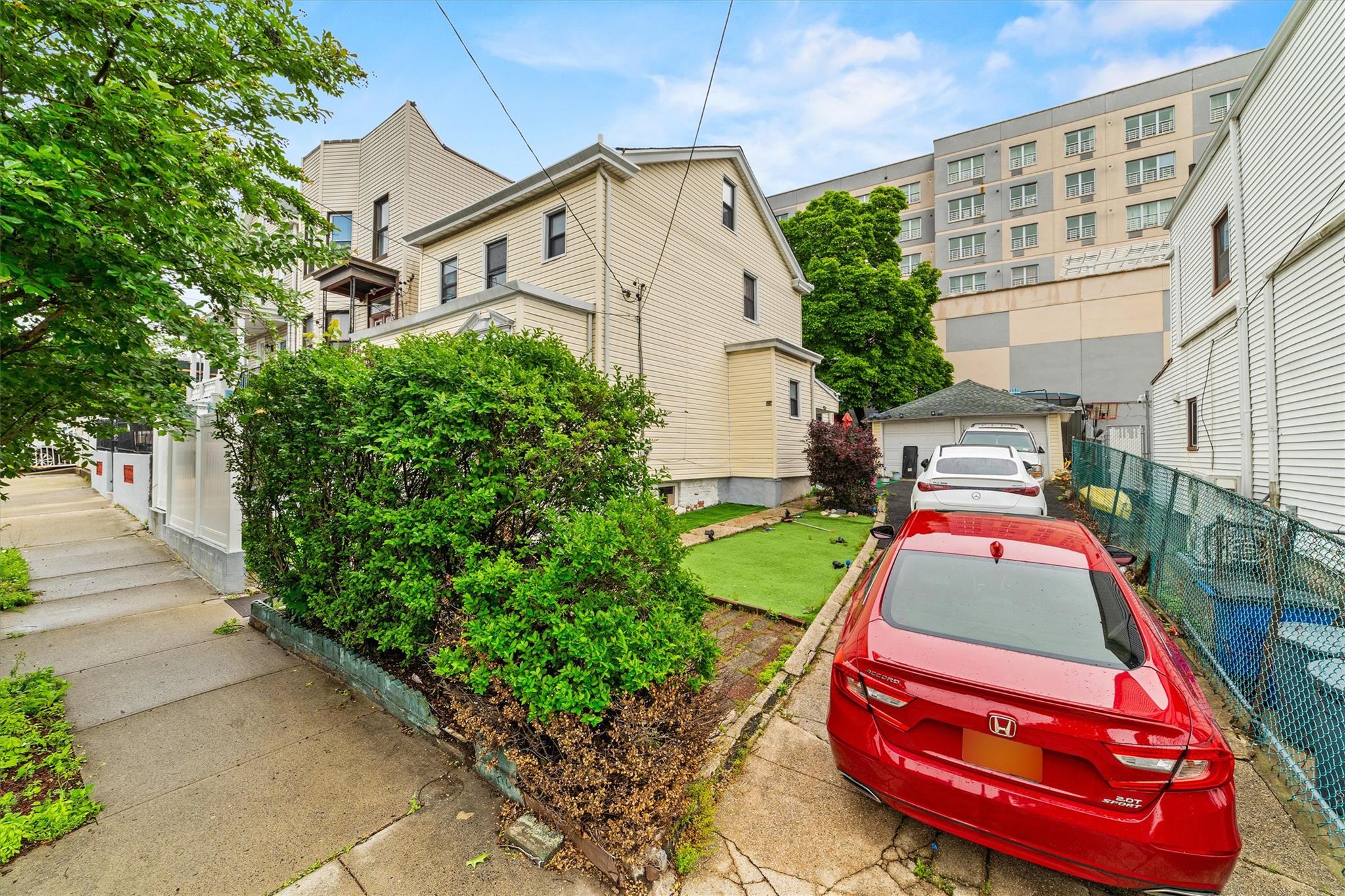 3632 Willett Avenue, Bronx, New York image 32