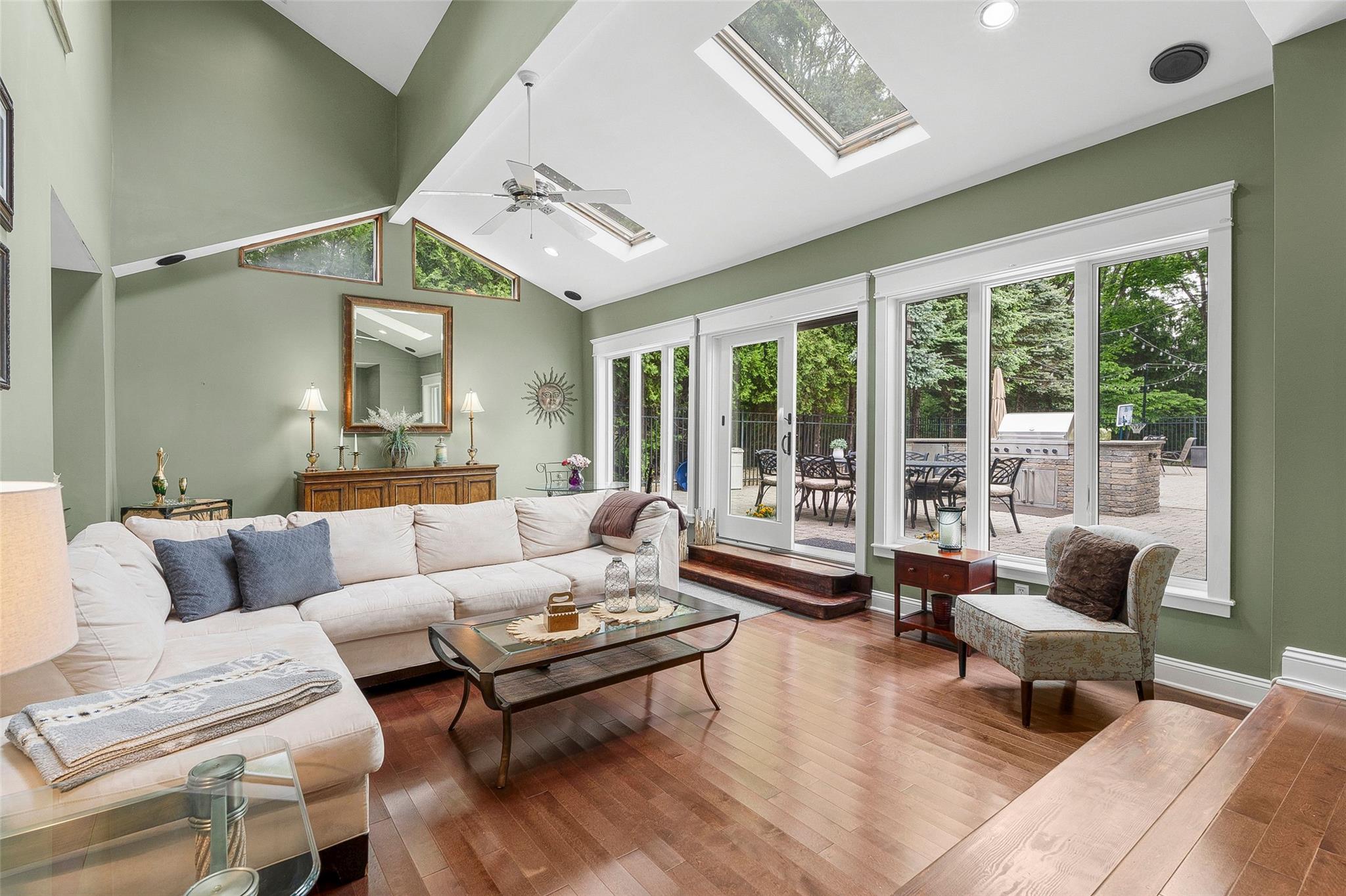 409 S Chelsea Road, White Plains, New York image 4