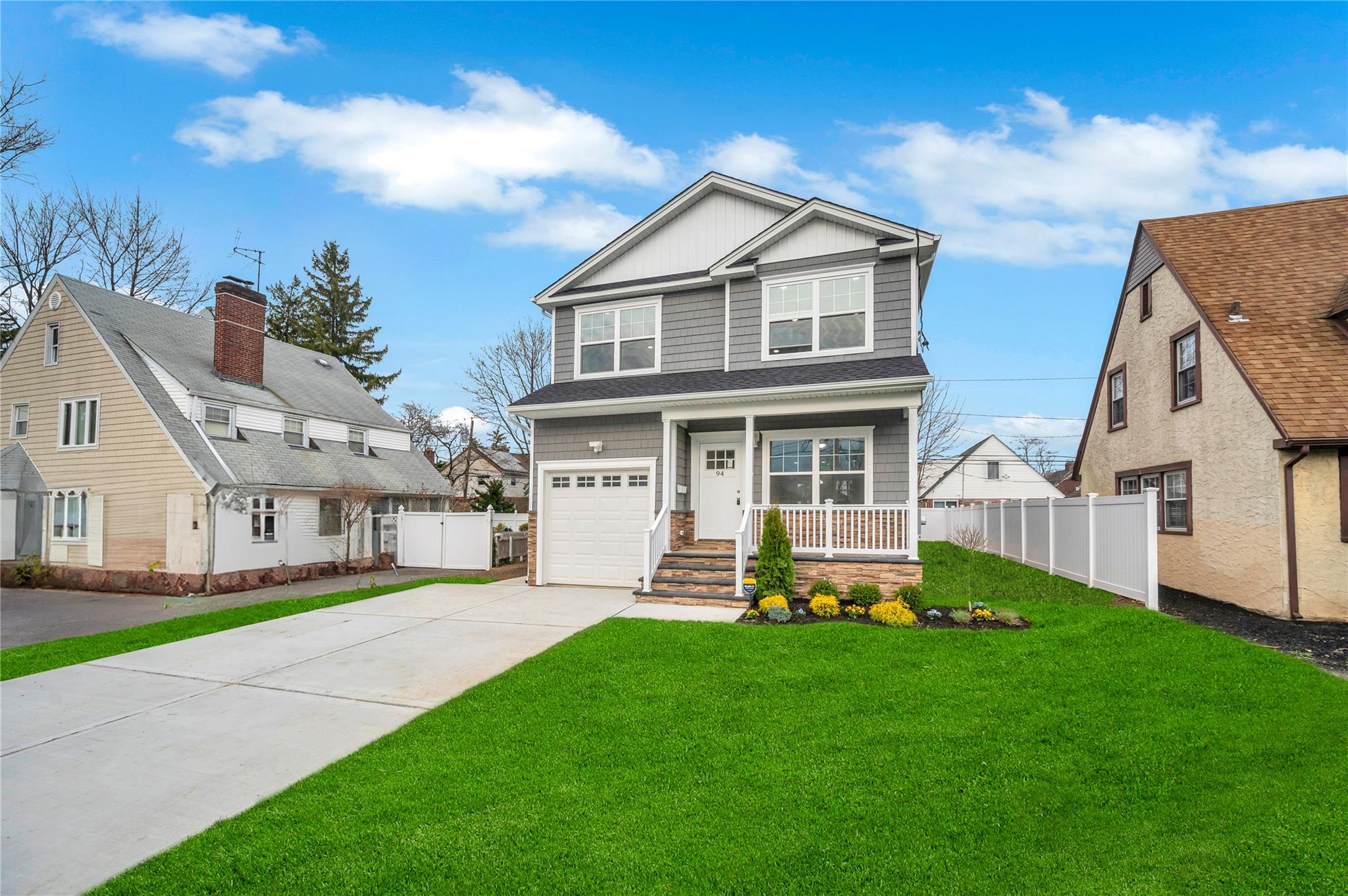 94 Manor Avenue, Hempstead, New York image 2