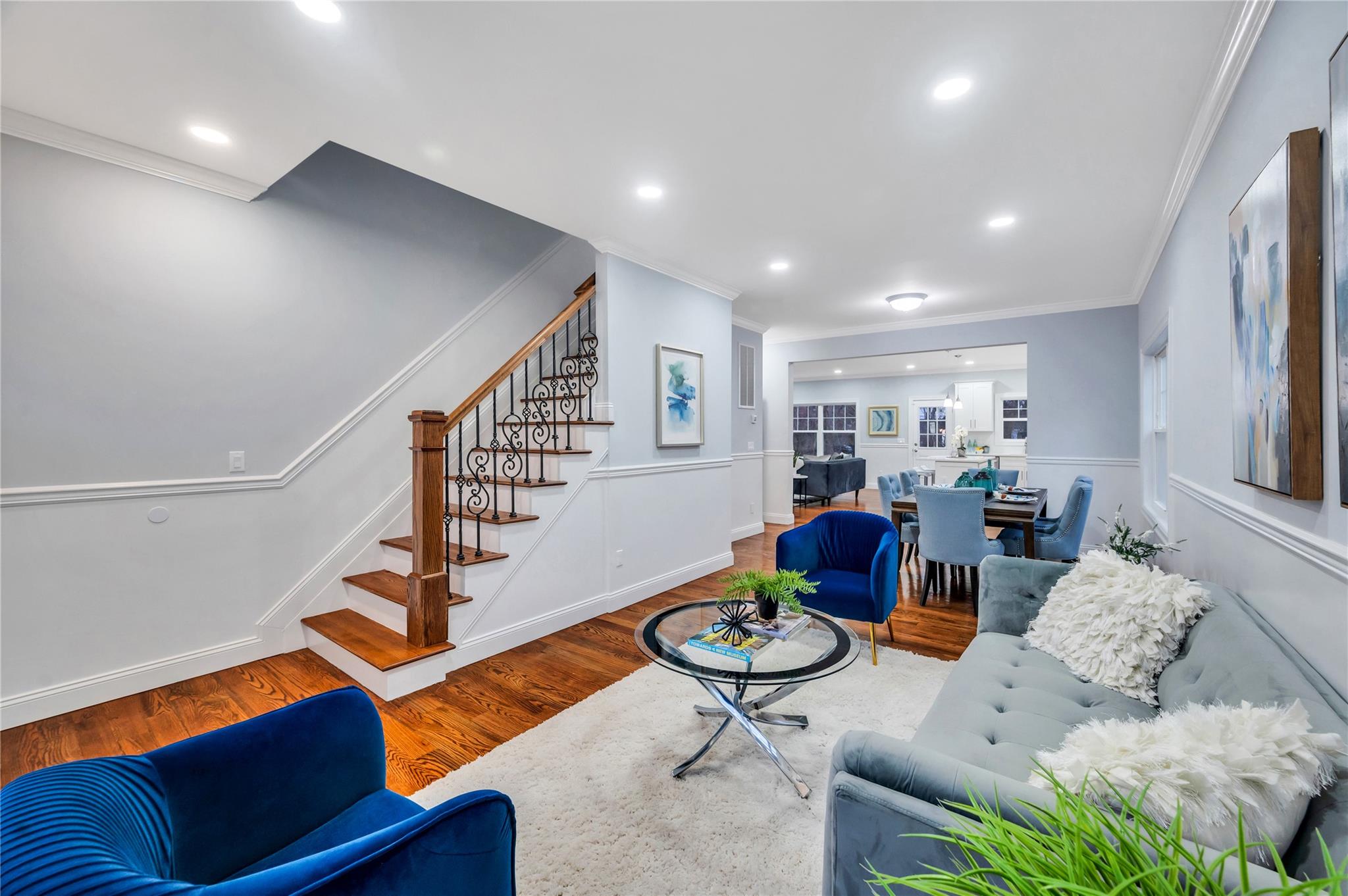 94 Manor Avenue, Hempstead, New York image 9