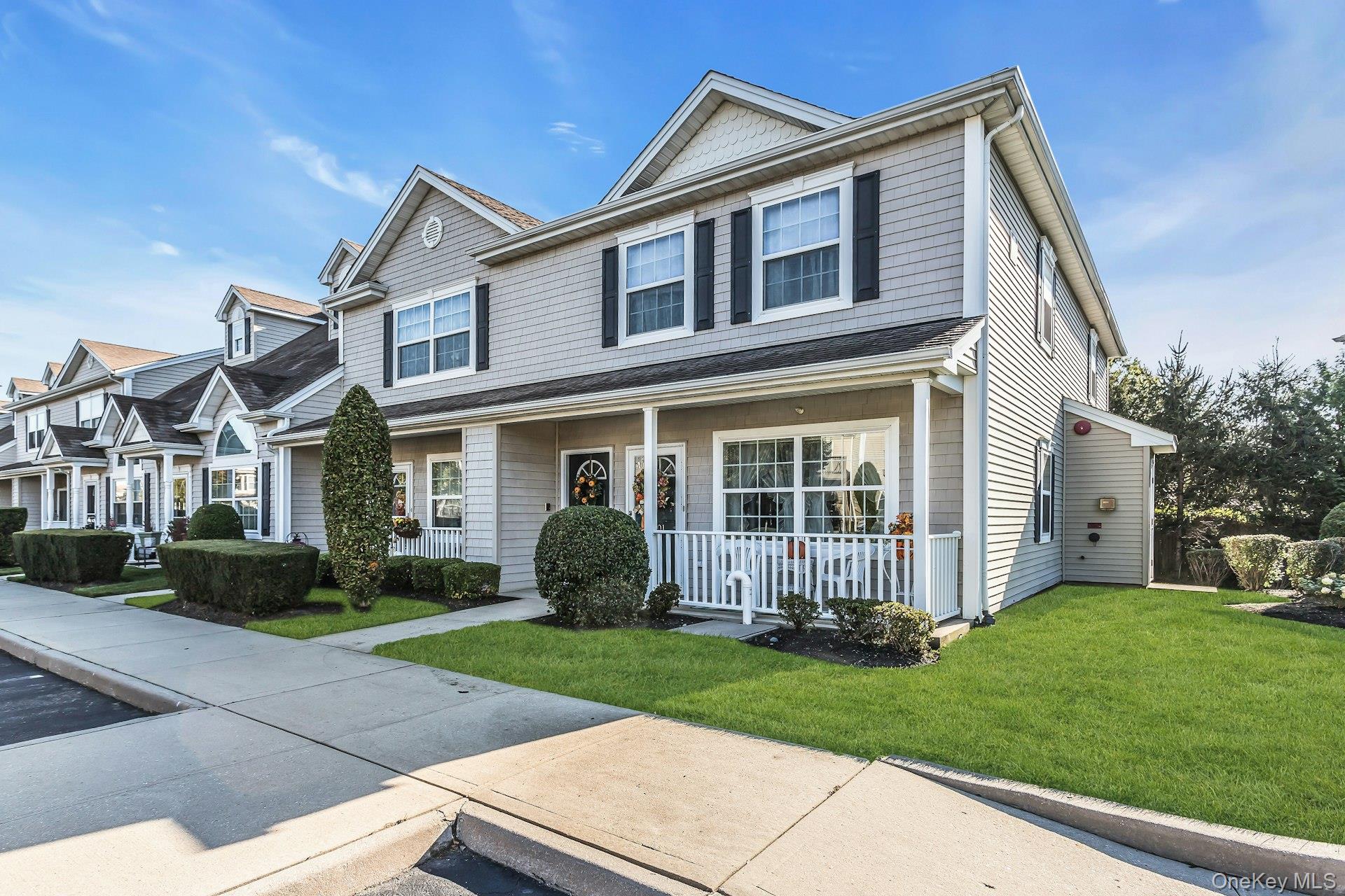 101 Willow Lane