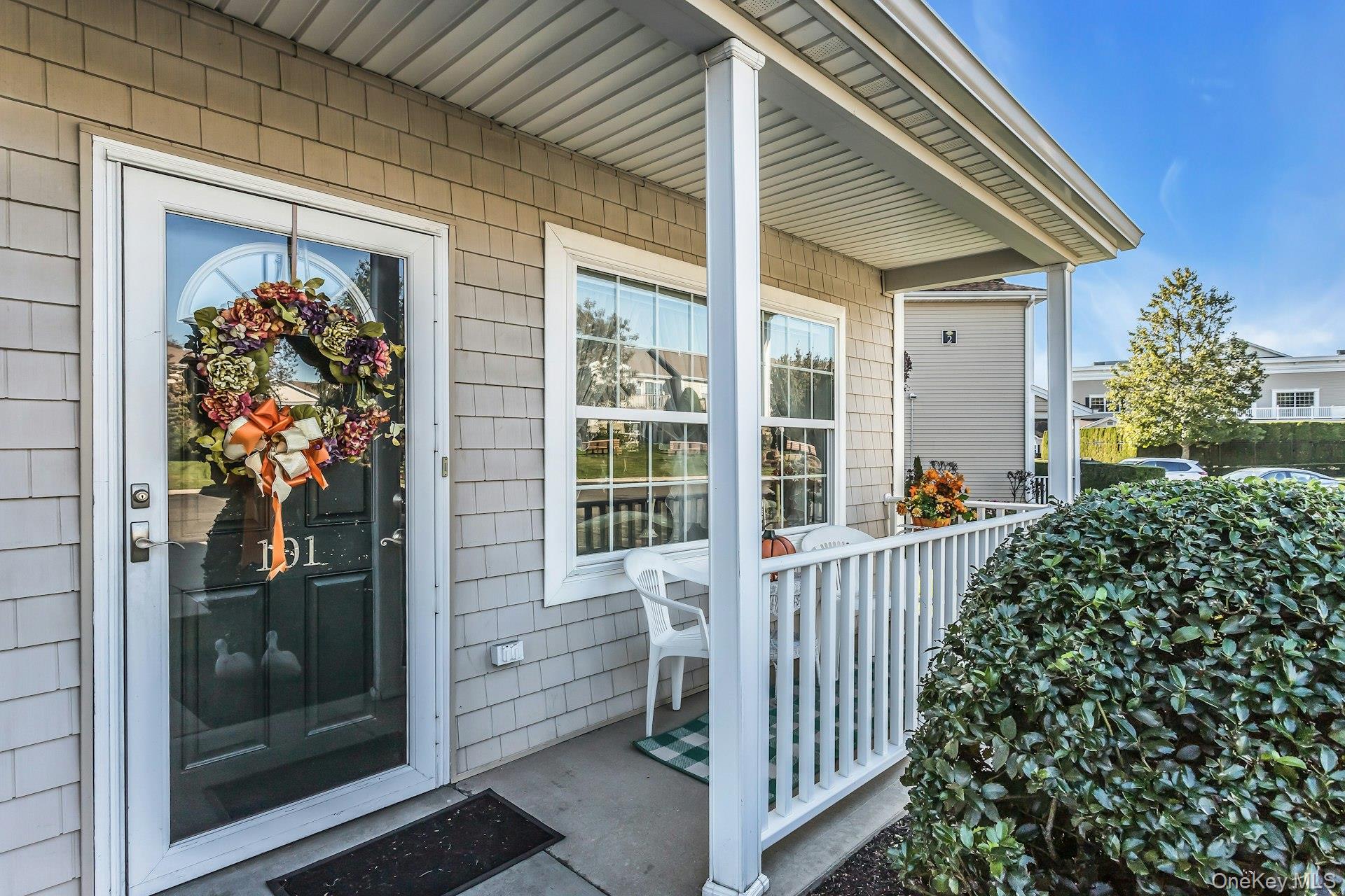 101 Willow Lane