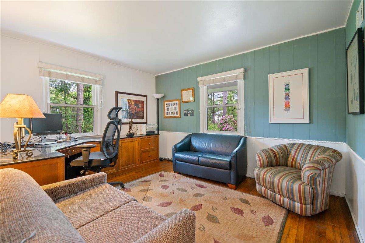 17 Juneau Boulevard, Woodbury, New York image 15