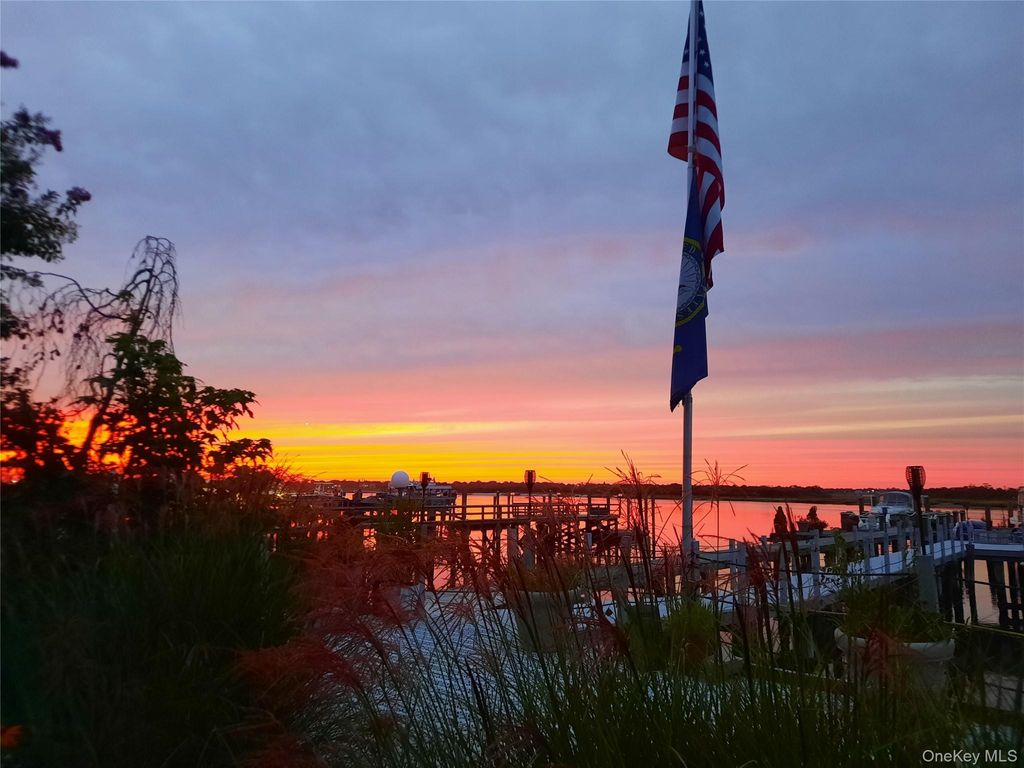 Photo of 101 Bay Street, Long Beach, NY 11561 (MLS # 978282)