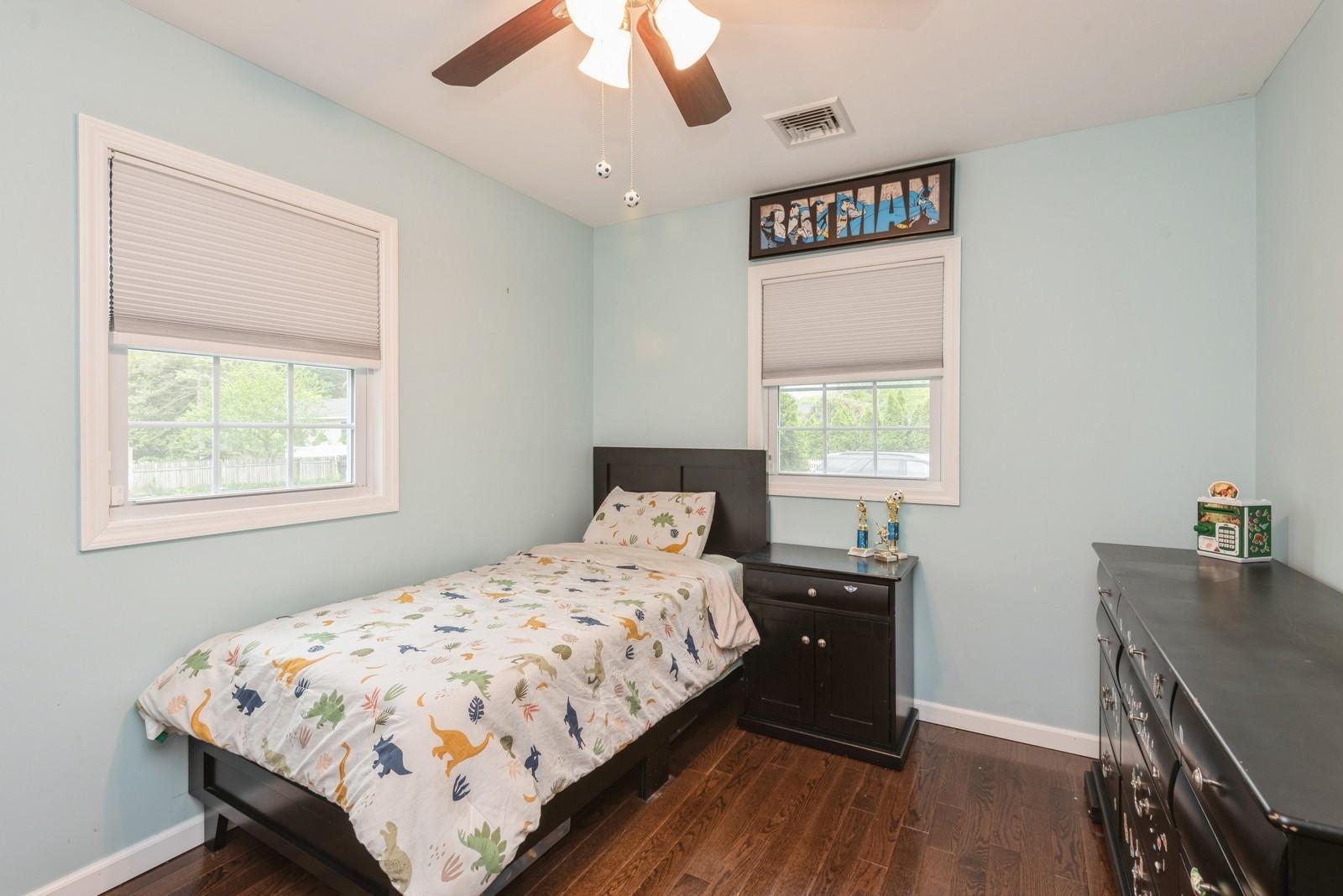 39 Rose Street, Hauppauge, New York image 13
