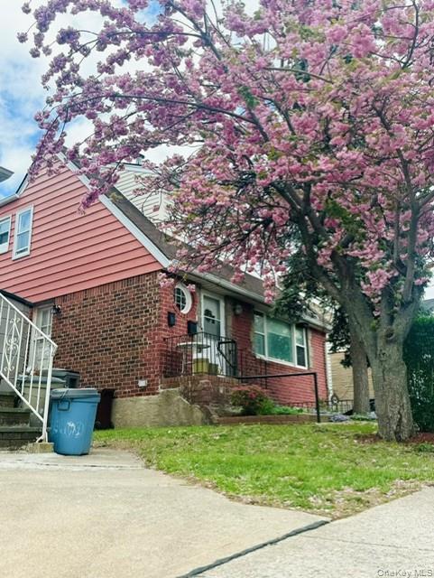 45-11 156 Street