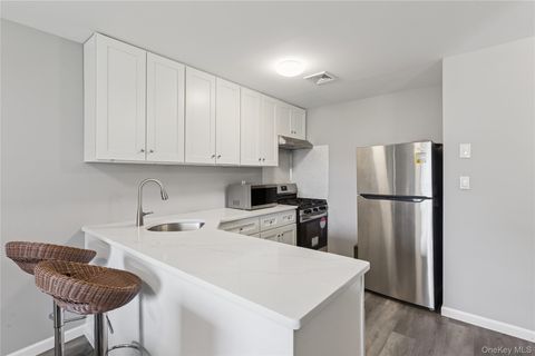 Condo For Sale - 241 Fairview Circle<br/> Middle Island, NY 11953