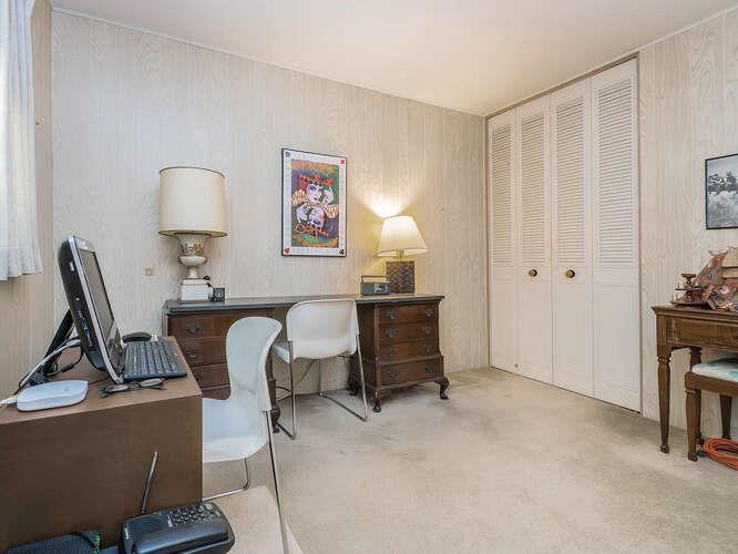 36 Lisa Drive, Dix Hills, New York image 20