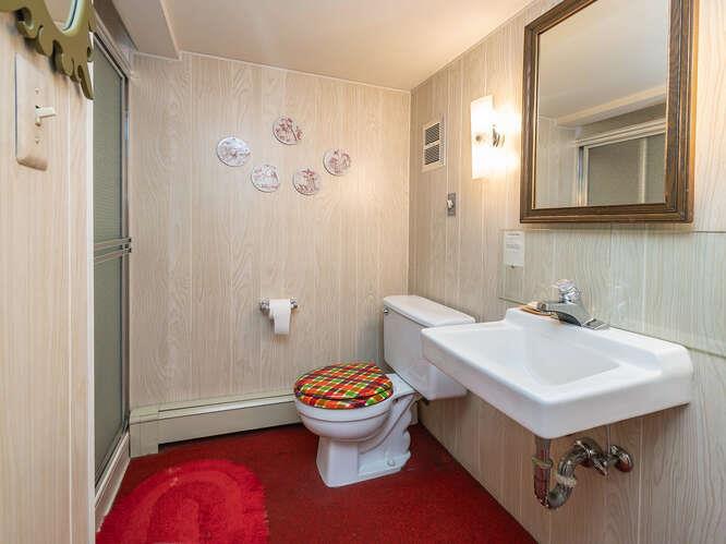 36 Lisa Drive, Dix Hills, New York image 30
