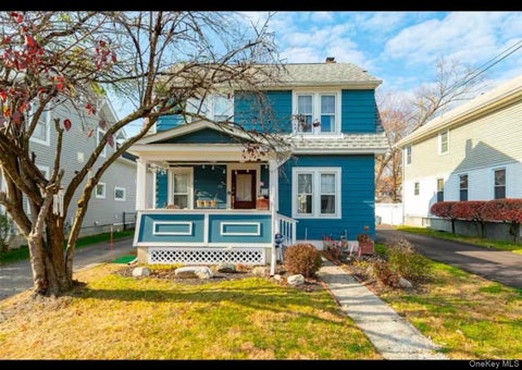 Homes For Sale - 10 Oakwood Boulevard<br/> Poughkeepsie, NY 12603