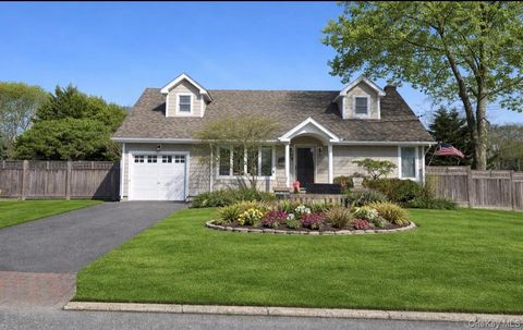 33 2nd Street Bayport NY 11705