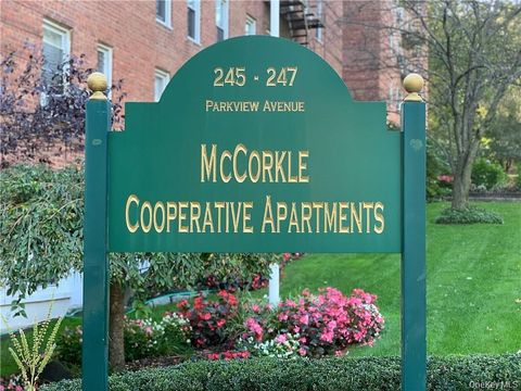 Homes For Sale - 245 Parkview Avenue #6H<br/> Bronxville, NY 10708