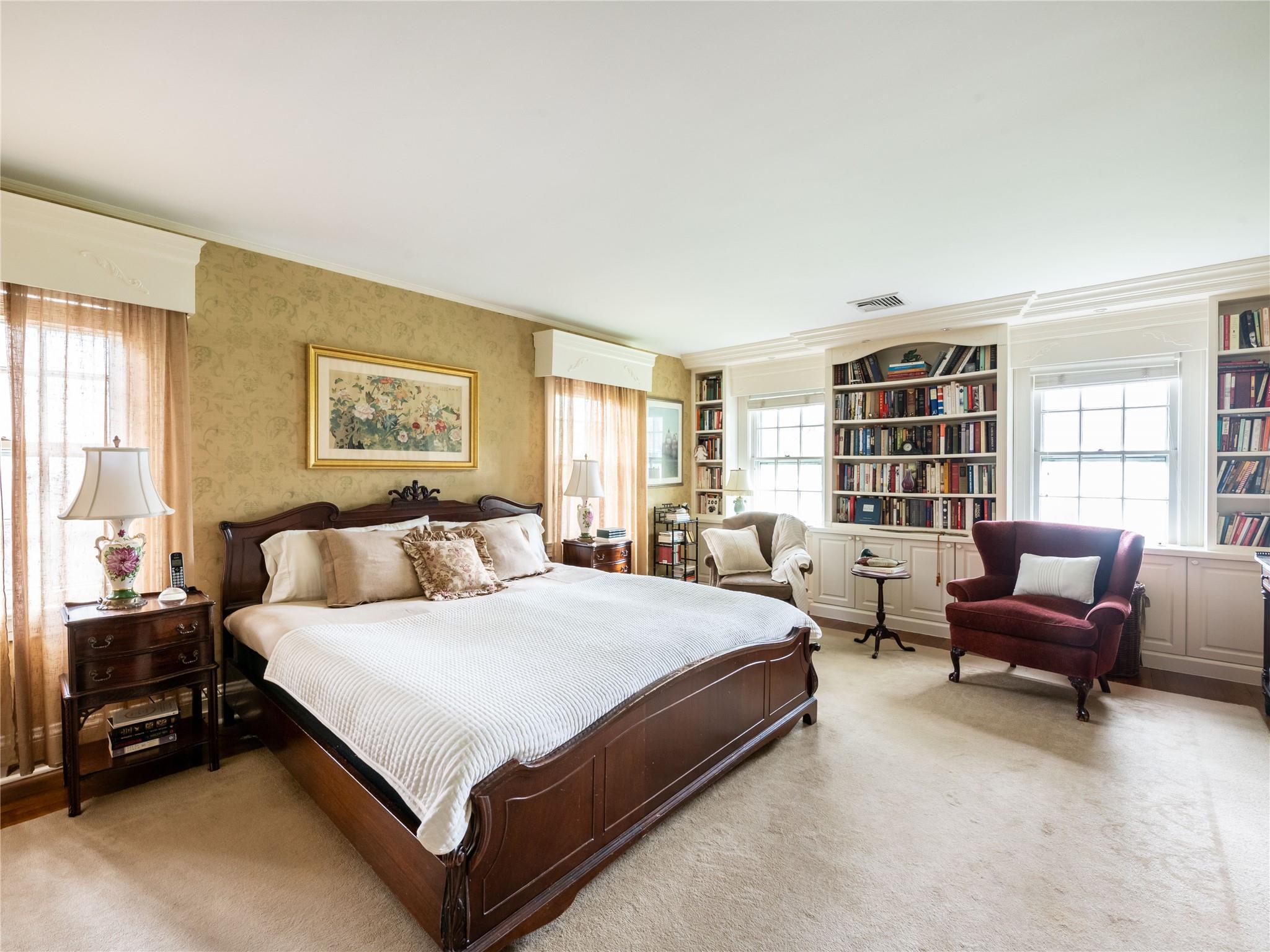 32 Inness Place, Manhasset, New York image 21