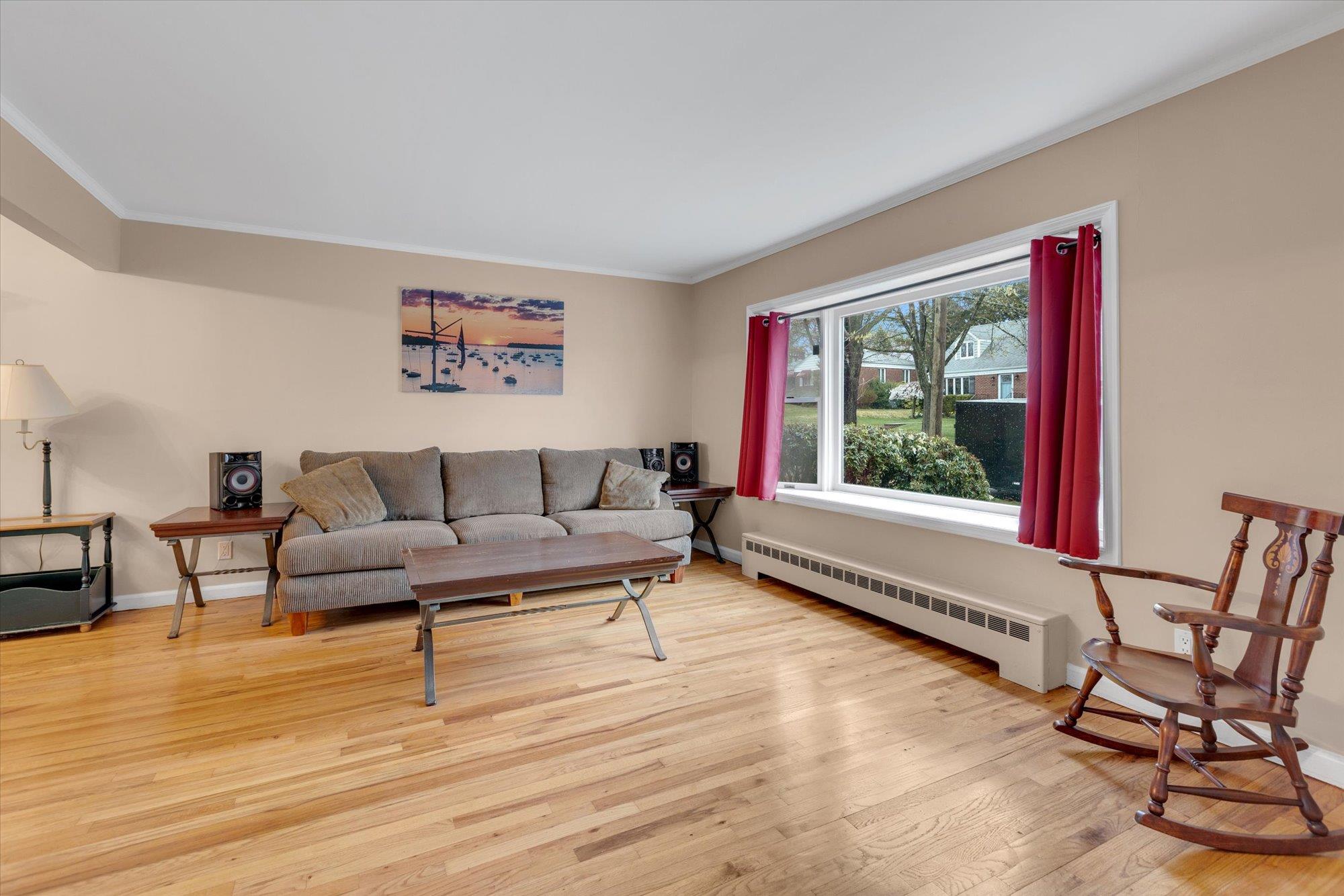 35 Monmouth Drive, East Northport, New York image 3