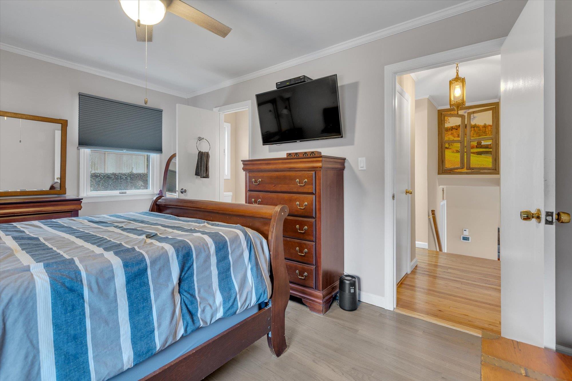 35 Monmouth Drive, East Northport, New York image 9