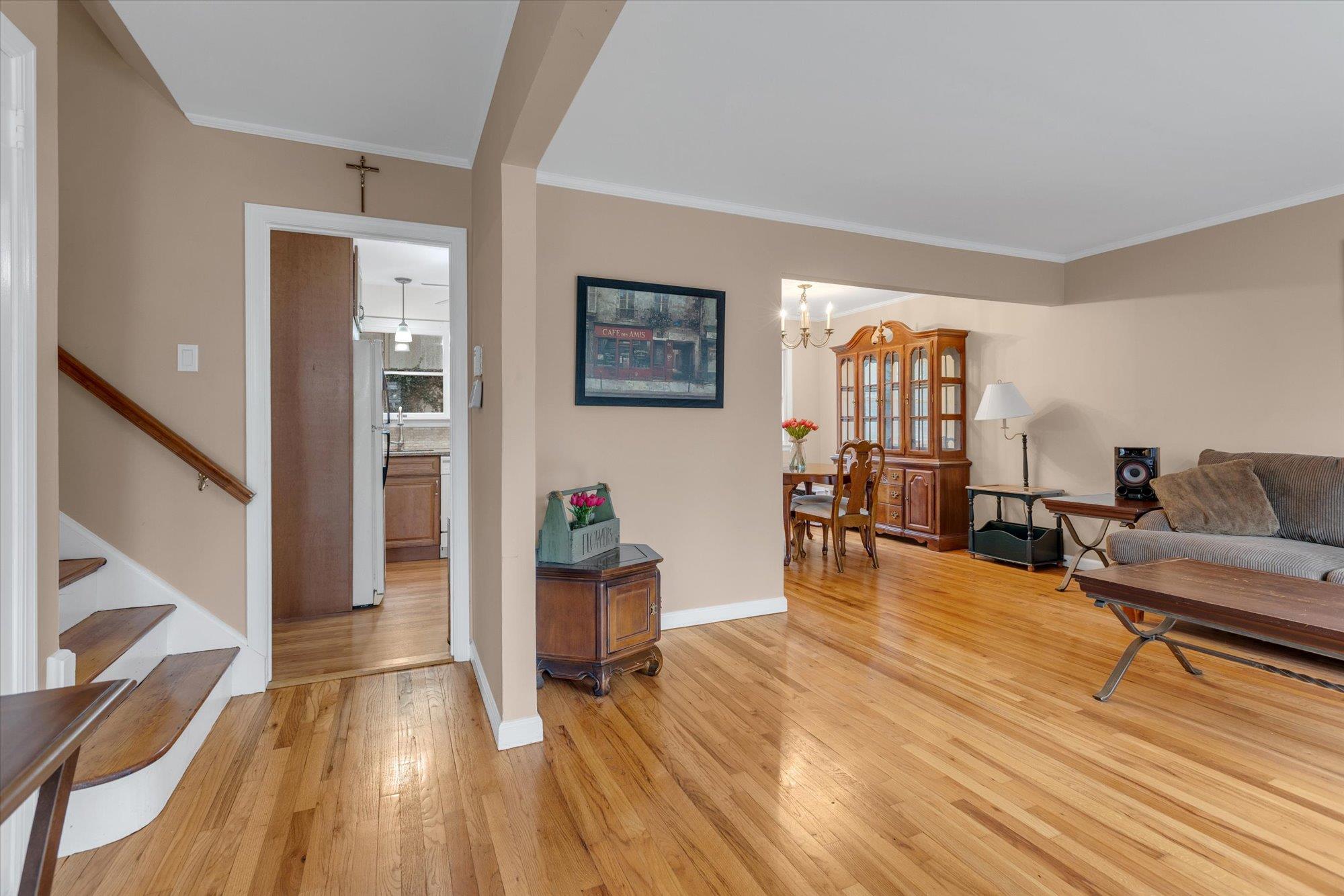 35 Monmouth Drive, East Northport, New York image 2