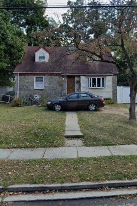 123 Smith Street, Roosevelt, NY 11575 - MLS#: 932611
