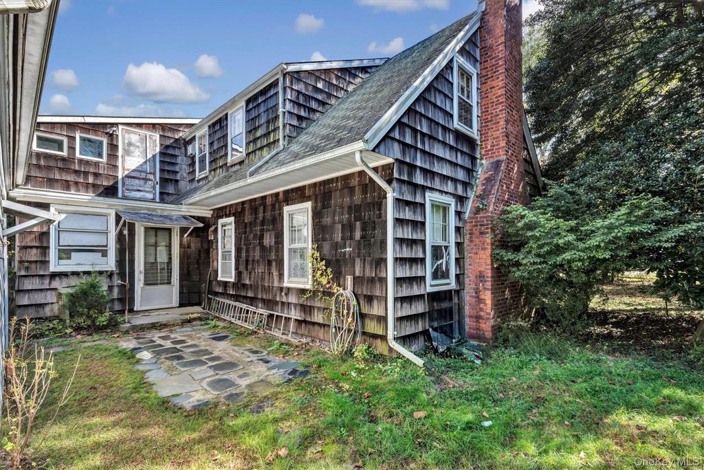 Photo of 485 N Sea Mecox Road, Southampton, NY 11968 (MLS # 923203)