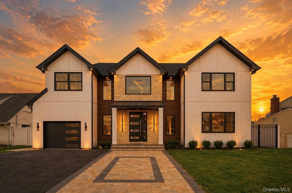 Photo of 39 Forest Lane, Westbury, NY 11590 (MLS # 948504)