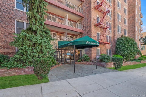241-20 Northern Blvd Unit 6K, Douglaston, NY 11362 - MLS#: 1050406